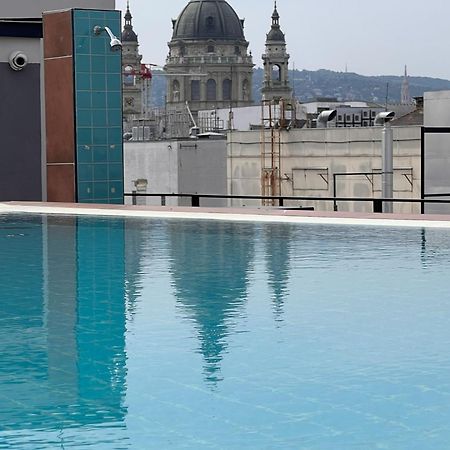 Luxe Central Studio With Pool, Parking & Ac Budapest Exterior photo